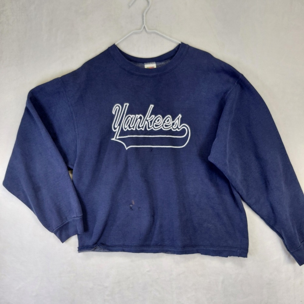 Fruit of the Loom New York Yankees Sweatshirt Navy Blue Distressed Y2K Large